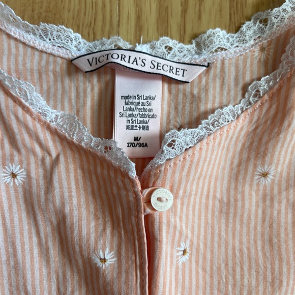 Victoria’s Secret Cropped Night / Nighty Shirt / Top Size Medium - Picture 3 of 4